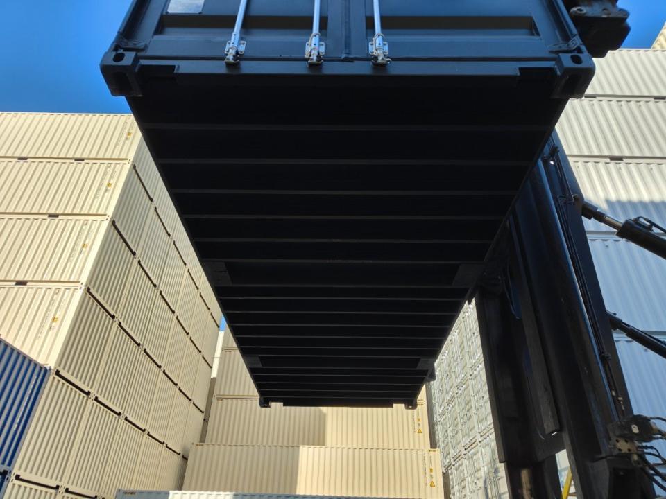 Floor — used 20FT container